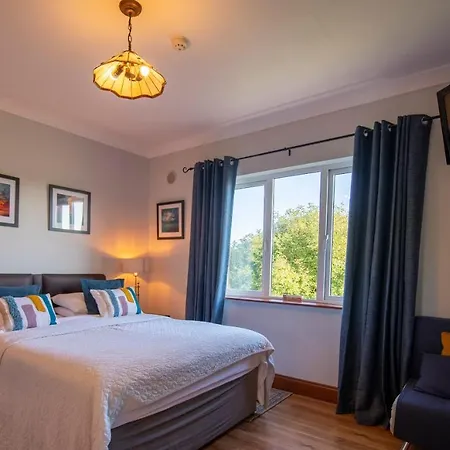 فندق مبيت وإفطار Meadows بونراتي