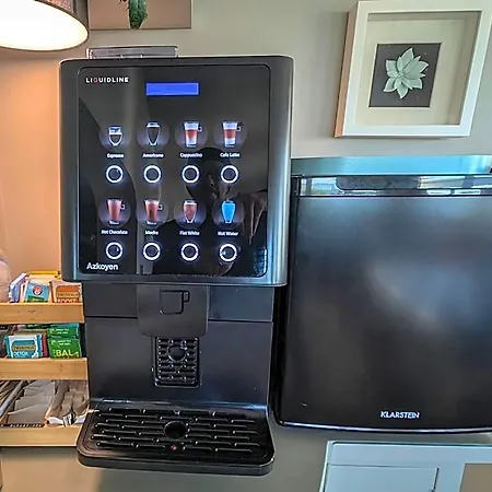 Meadows 4* Бунратти