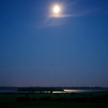 فندق مبيت وإفطار Meadows 4*