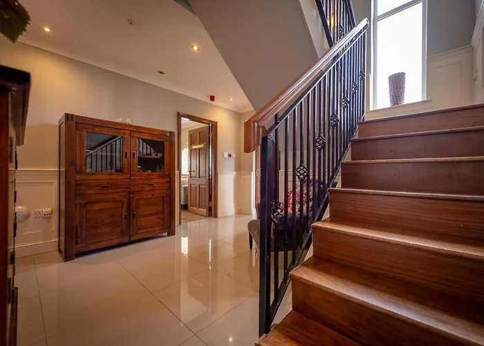 לינה וארוחת בוקר Meadows