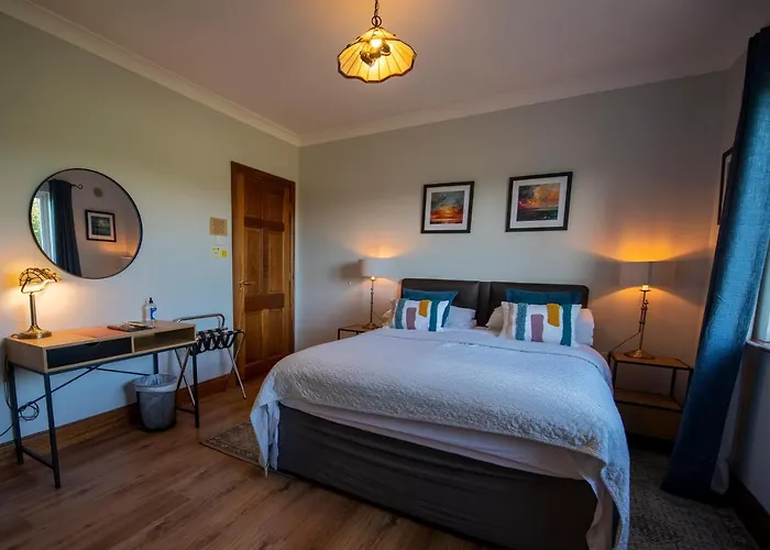 לינה וארוחת בוקר Meadows