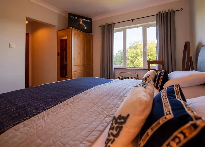 Couette-café Meadows 4*