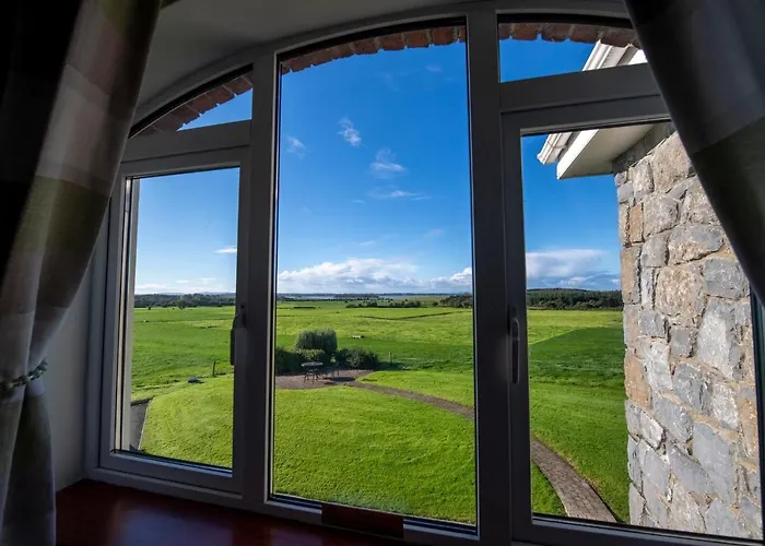 Meadows לינה וארוחת בוקר בנראטי